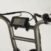 Knaap bike Spacegrey Disfruta De Máximo Confort Con La Suspensión Completa De La E-Bike Knaap Spacegrey, Potentes Luces LED De 1200 Lúmenes, Marco De Aluminio Ligero Y Sillín Extra Largo Para Paseos Suaves Y Seguros.